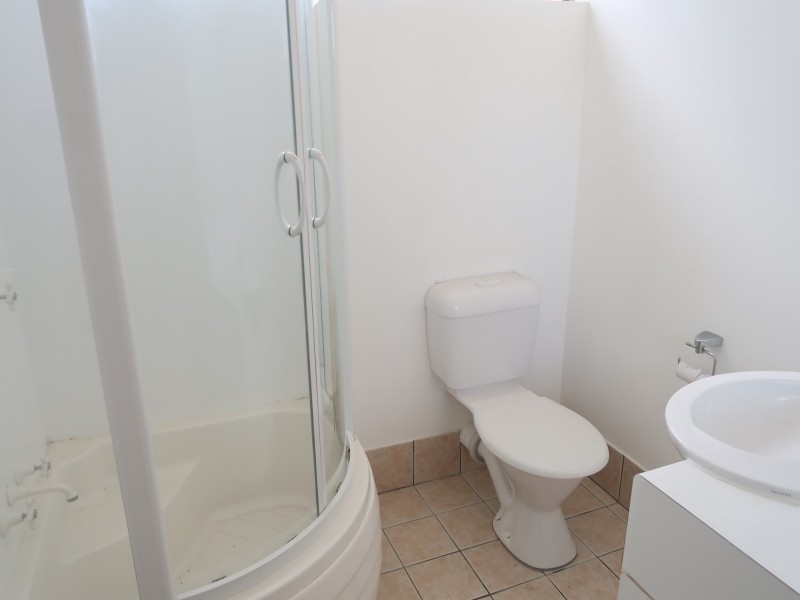 2/20 Jensen Street, Manoora QLD 4870