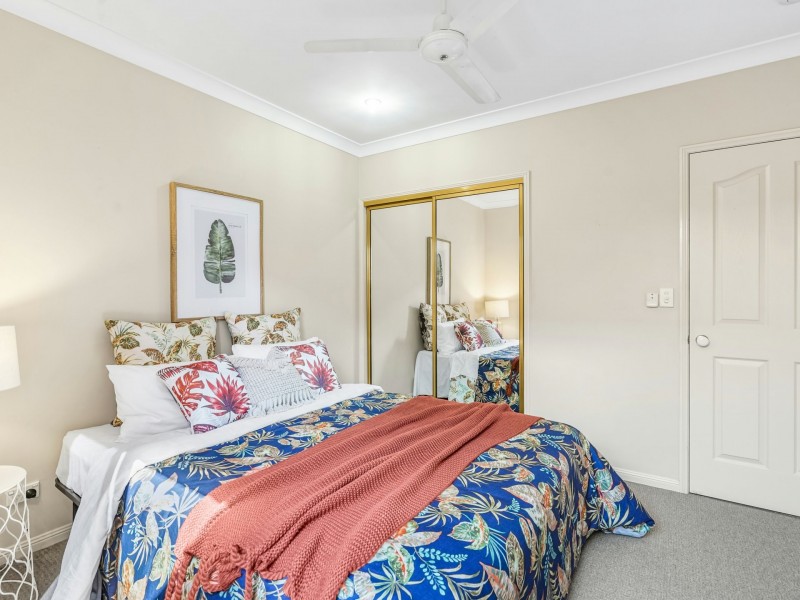 53 Chesterfield Close, Brinsmead QLD 4870