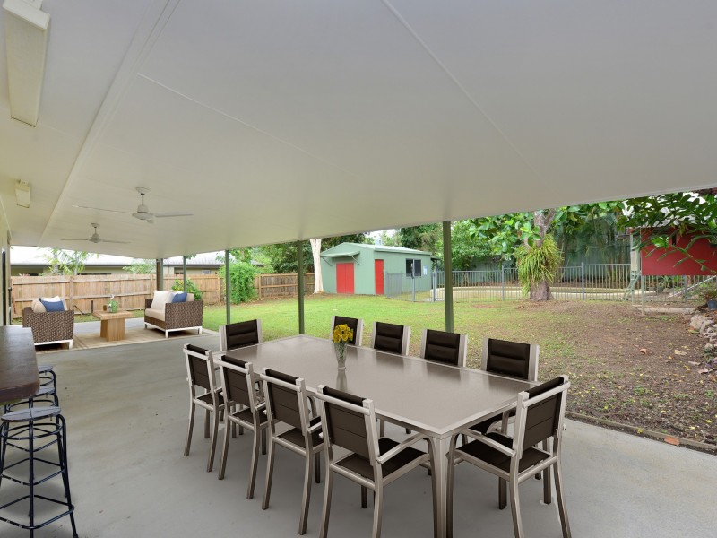 55 Hobson Drive, Brinsmead QLD 4870