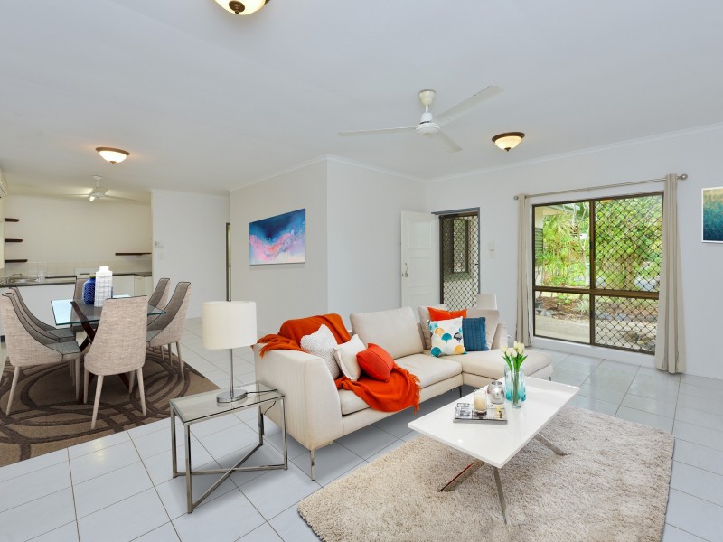 55 Hobson Drive, Brinsmead QLD 4870