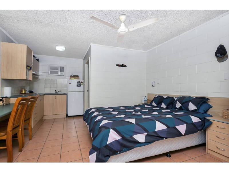 Unit 241/1-21 Anderson Road, Woree QLD 4868