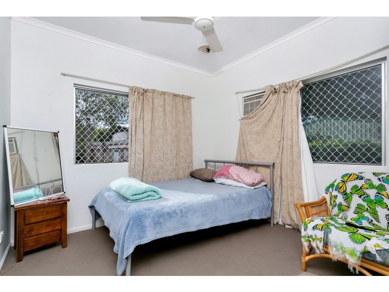 1/12 Mayers Street, Manunda QLD 4870