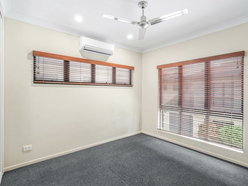 1/279 Lake Street, Cairns North QLD 4870