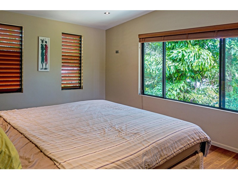 112 Petersen Street, Freshwater QLD 4870
