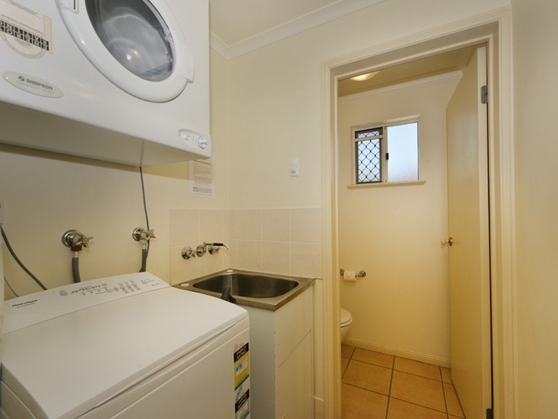 106/2 Greenslopes Street, Cairns North QLD 4870