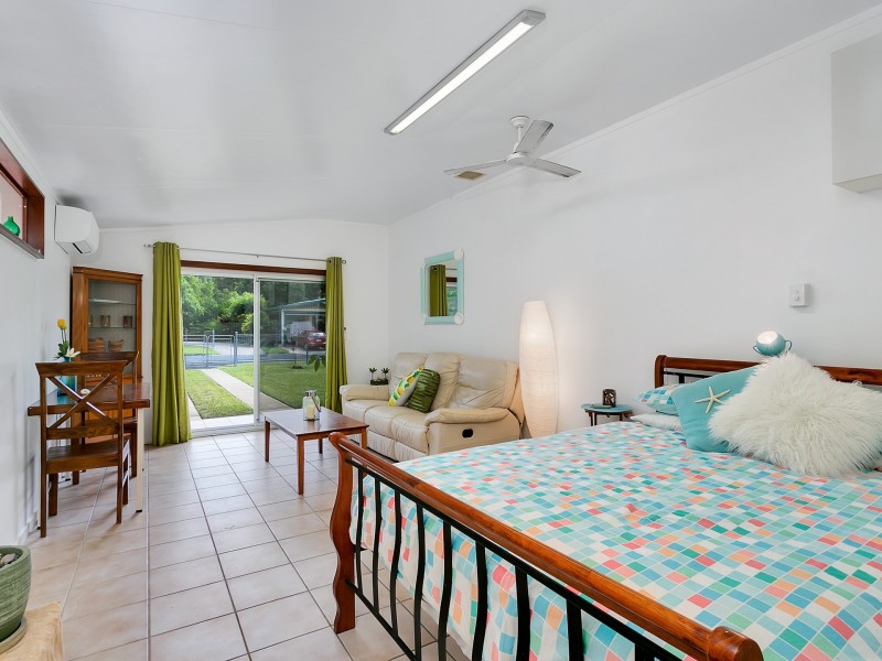 17 Oxley Street, Edge Hill QLD 4870
