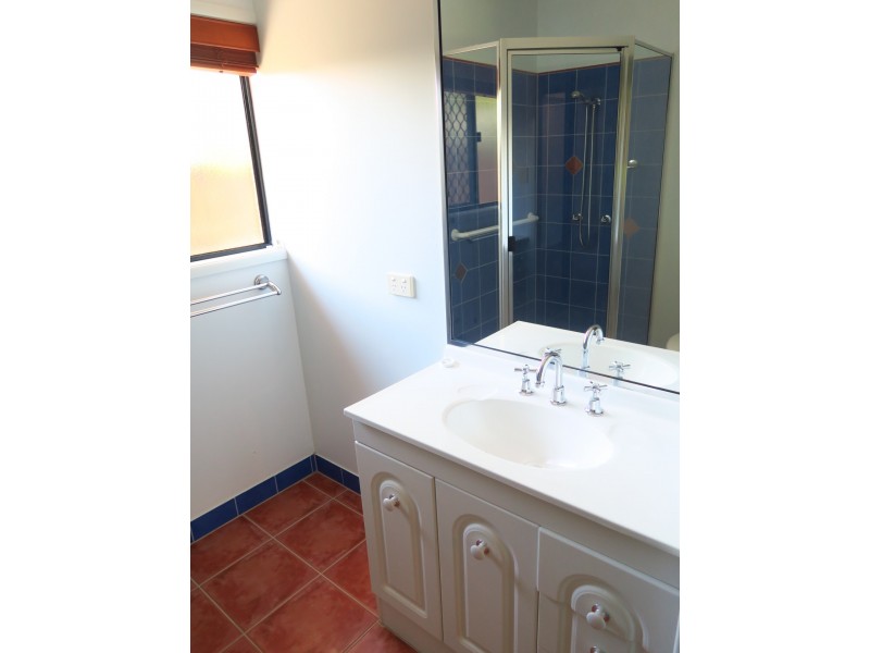 17 St Albans Close, Brinsmead QLD 4870