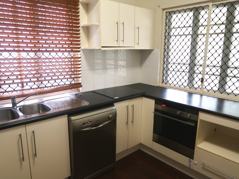 399 Mayers Street, Edge Hill QLD 4870