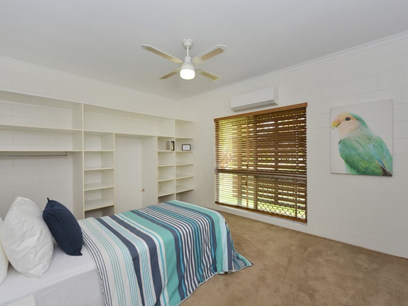 11 Gardiner Close, Brinsmead QLD 4870