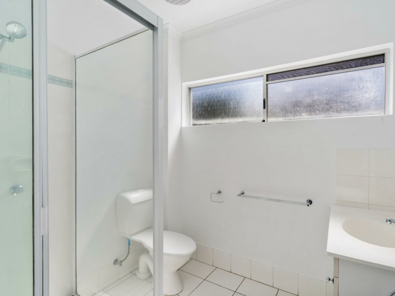 8/12 Mayers Street, Manunda QLD 4870