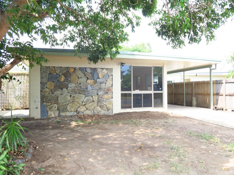 4/7 Bamboo Street, Holloways Beach QLD 4878
