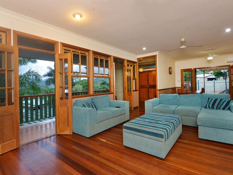 4-6 Tolson Close, Brinsmead QLD 4870