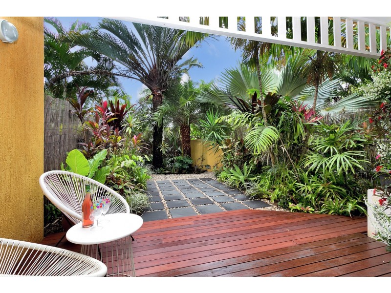 4/1 Springfield Crescent, Manoora QLD 4870