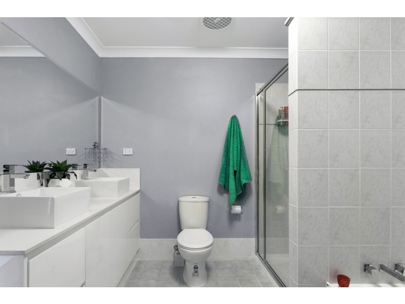 4/1 Springfield Crescent, Manoora QLD 4870