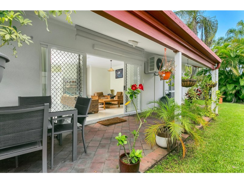 1/30-32 Springfield Crescent, Manoora QLD 4870