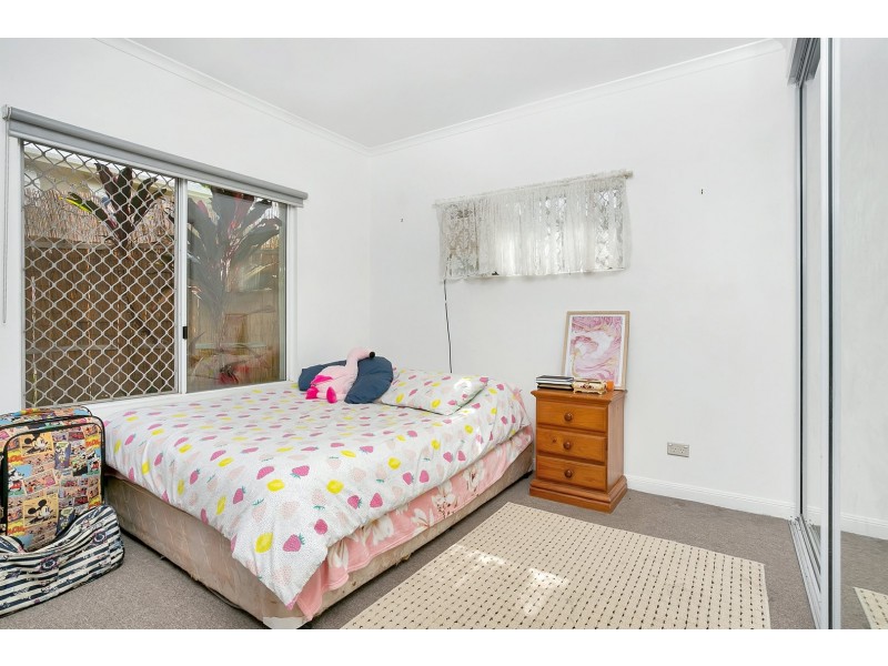 5/4 Brown Street, Woree QLD 4868