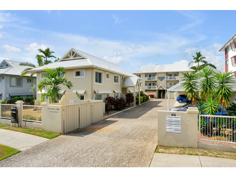 5/4 Brown Street, Woree QLD 4868