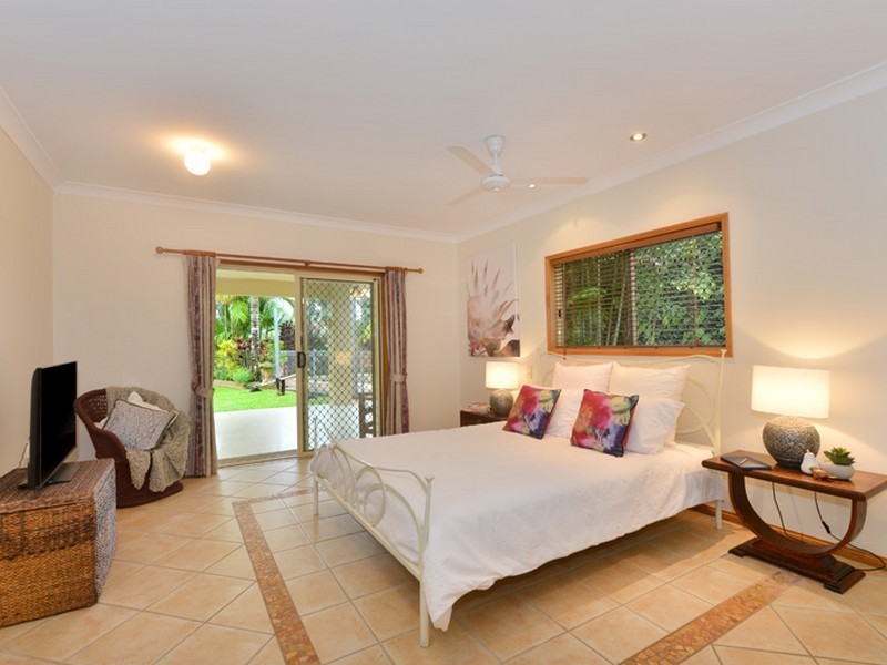 45 Fairley Street, Redlynch QLD 4870