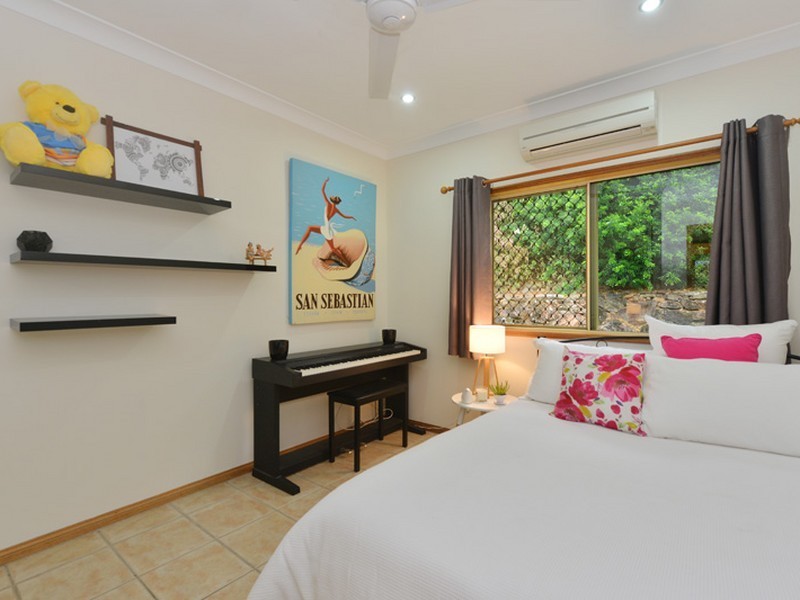 45 Fairley Street, Redlynch QLD 4870