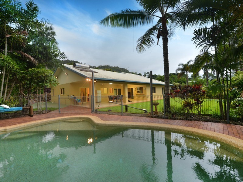 45 Fairley Street, Redlynch QLD 4870