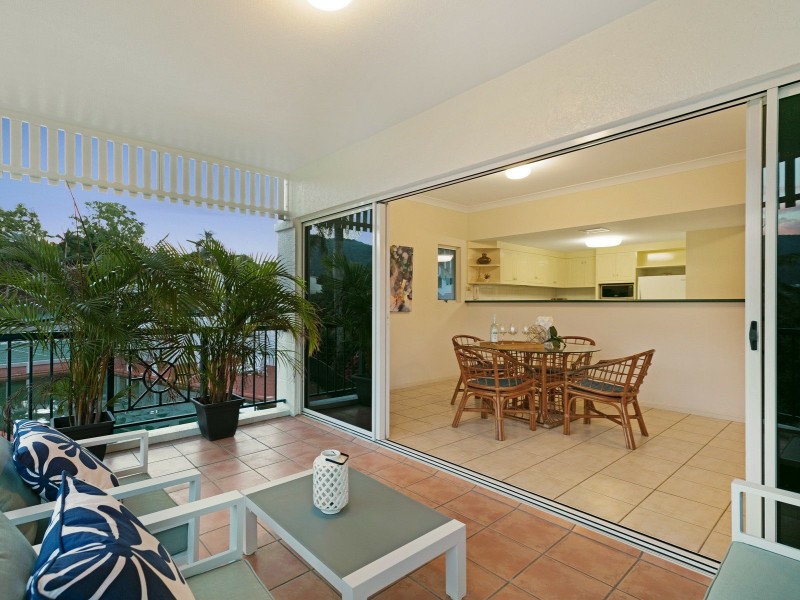 40/8-14 Munro Terrace, Mooroobool QLD 4870