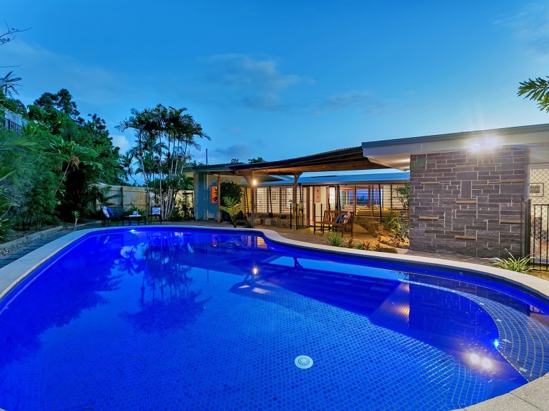 6 Maple Crescent, Edge Hill QLD 4870