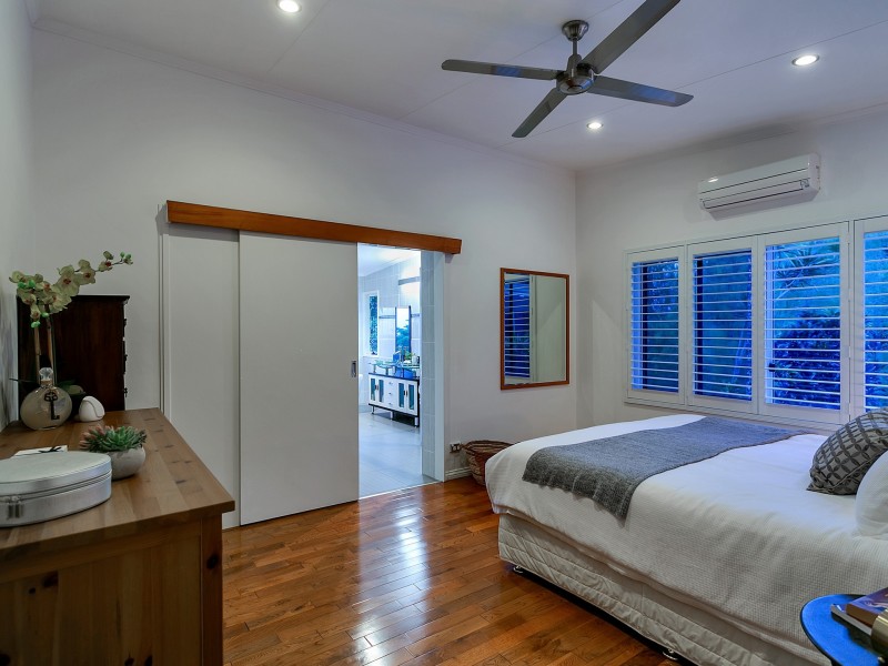 6 Maple Crescent, Edge Hill QLD 4870