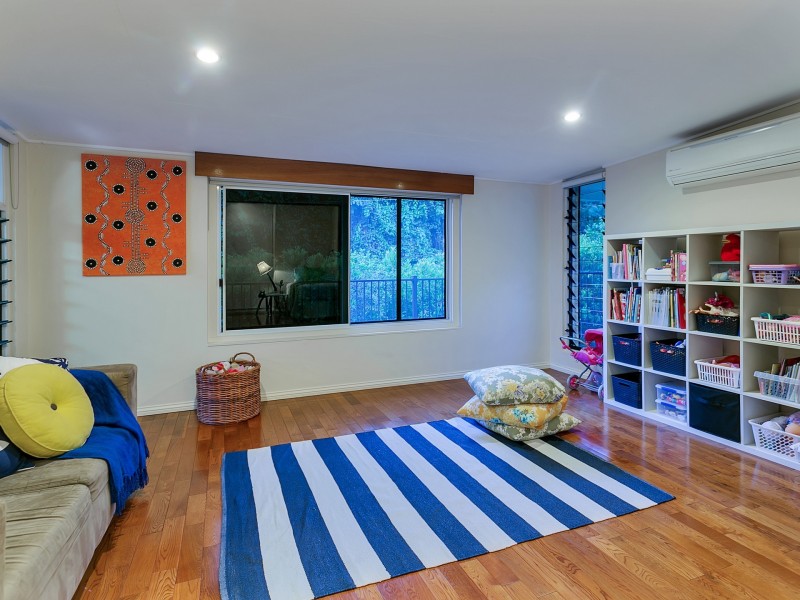 6 Maple Crescent, Edge Hill QLD 4870