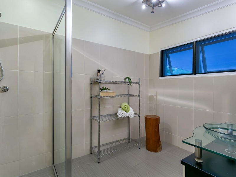 6 Maple Crescent, Edge Hill QLD 4870