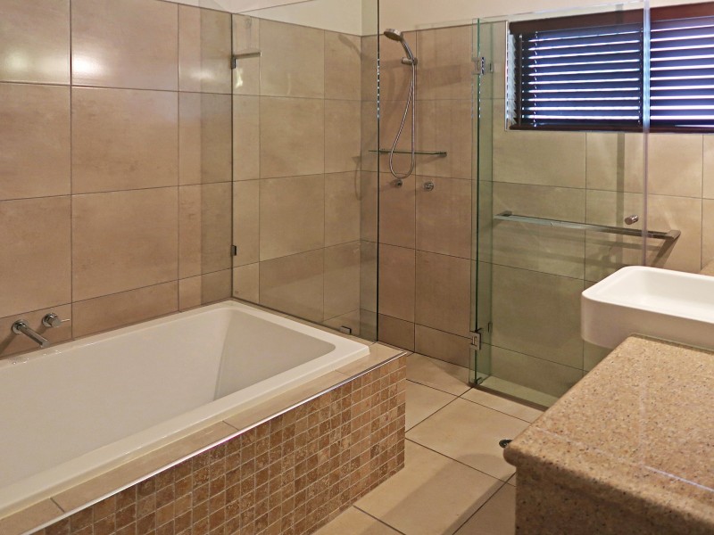 17 Fairway Street, Yorkeys Knob QLD 4878