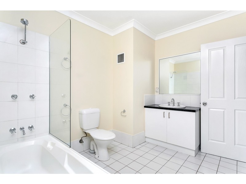 5/34 Springfield Crescent, Manoora QLD 4870