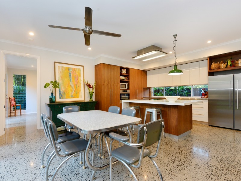 10 Avon Street, Stratford QLD 4870