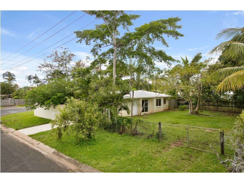 21 Impey Street, Caravonica QLD 4878