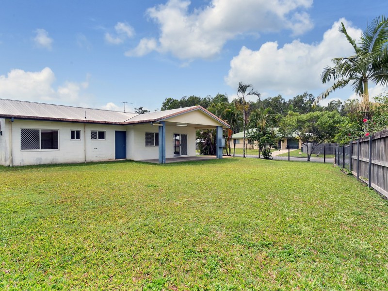 6 Cracknell Road, White Rock QLD 4868