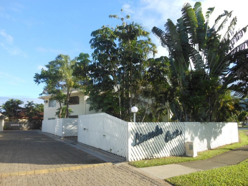 8/15 Grantala Street, Manoora QLD 4870