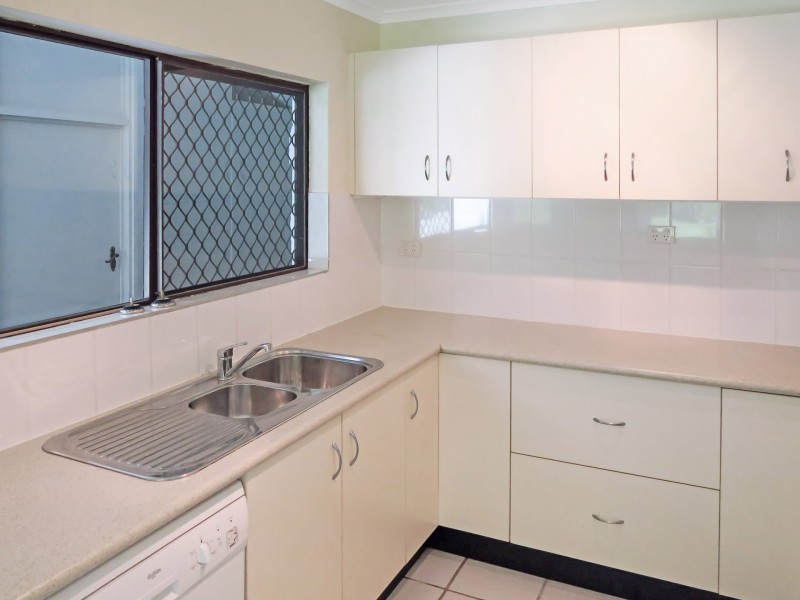 26 Ponticello Street, Whitfield QLD 4870