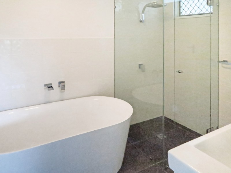 26 Ponticello Street, Whitfield QLD 4870