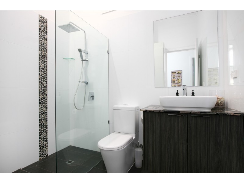 5 Izatt Close, Edge Hill QLD 4870