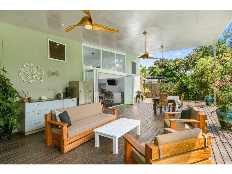 5 Izatt Close, Edge Hill QLD 4870