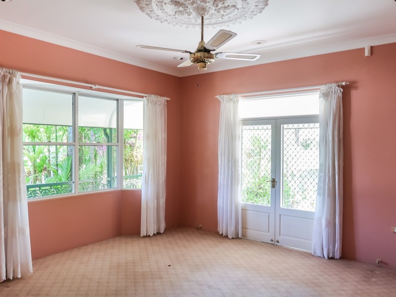 1 Moule Close, Whitfield QLD 4870