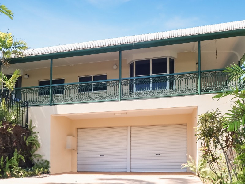 1 Moule Close, Whitfield QLD 4870