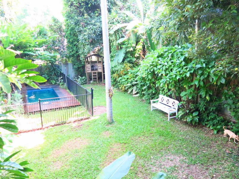 9 Martin Street, Freshwater QLD 4870