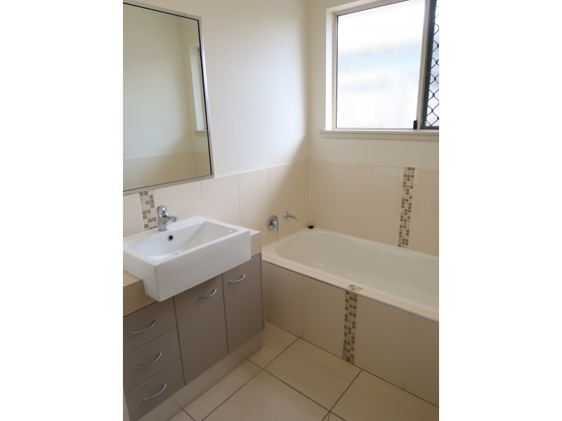 52 Archibald Street, Edmonton QLD 4869