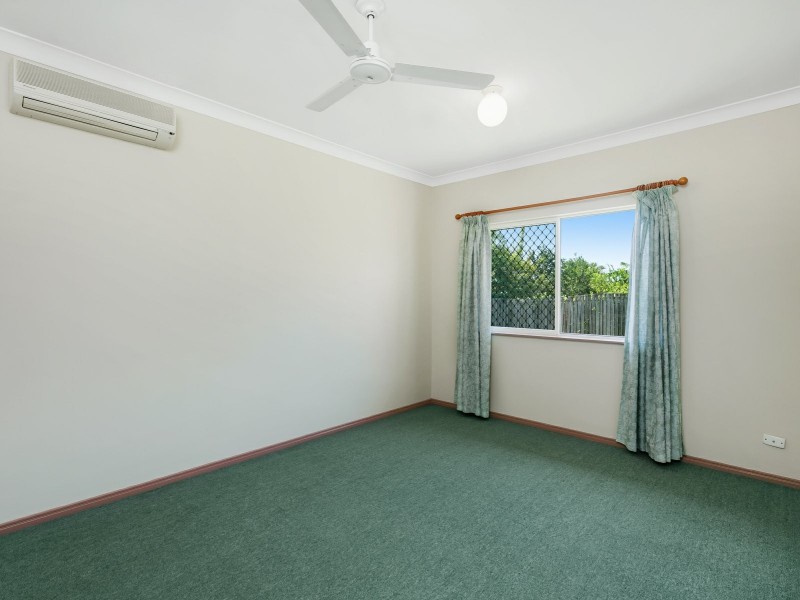 150 McFarlane Drive, Kanimbla QLD 4870