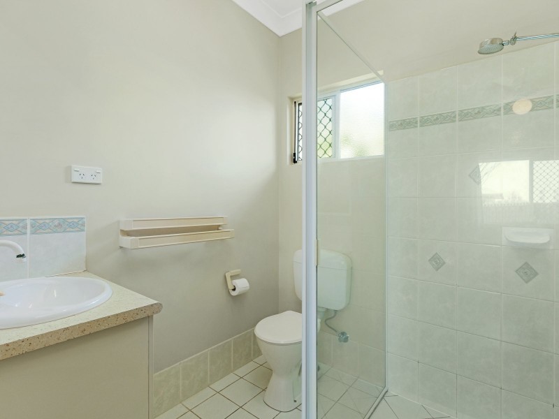 150 McFarlane Drive, Kanimbla QLD 4870