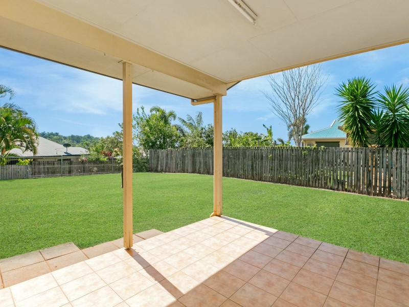 150 McFarlane Drive, Kanimbla QLD 4870