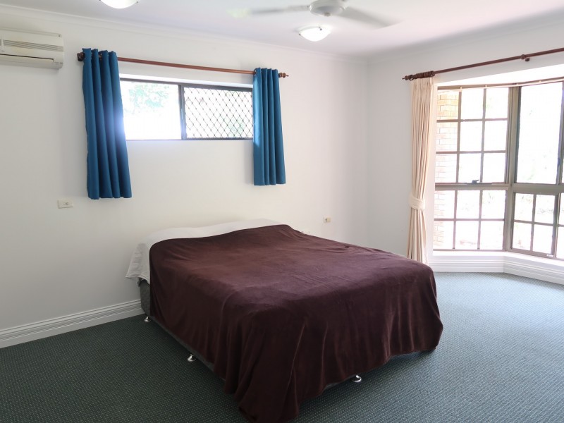 4 Finch Street, Bayview Heights QLD 4868