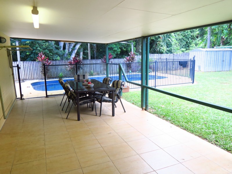 15 Laurel Ave, Mount Sheridan QLD 4868