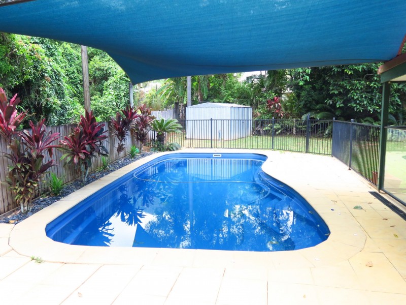 15 Laurel Ave, Mount Sheridan QLD 4868