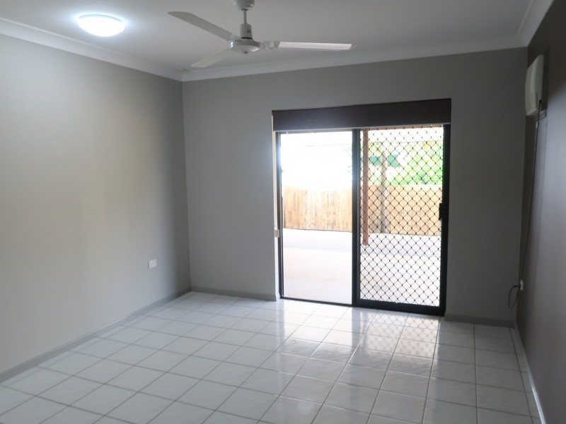 5 Salinga Close, Redlynch QLD 4870